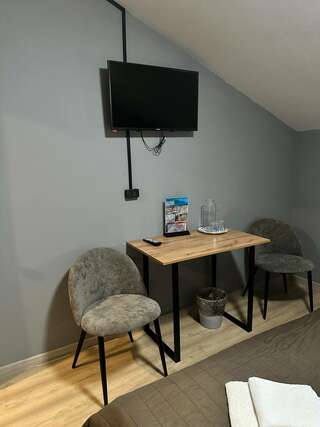 Гостиница Застава Владимир Классический четырехместный номер-13